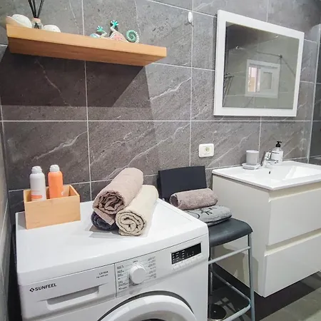 Mareverde With Pools And Bar - Fanabe